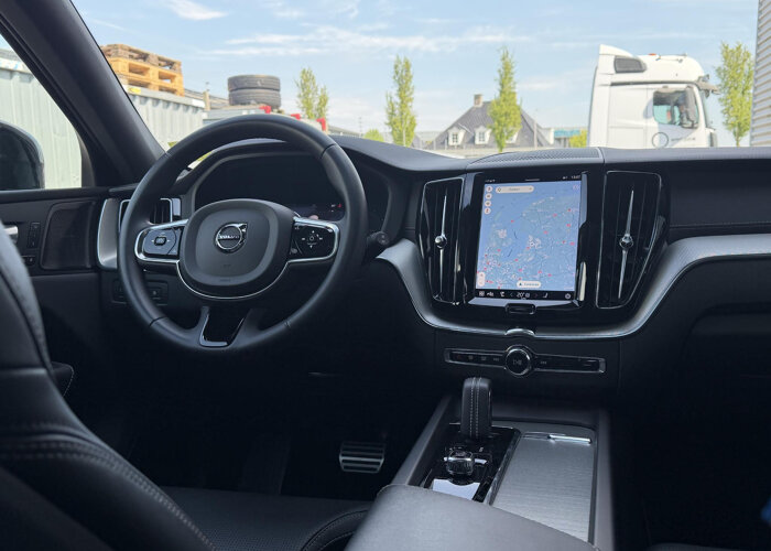 Volvo XC60 2.0 T8 Plug-in hybrid AWD R-Design