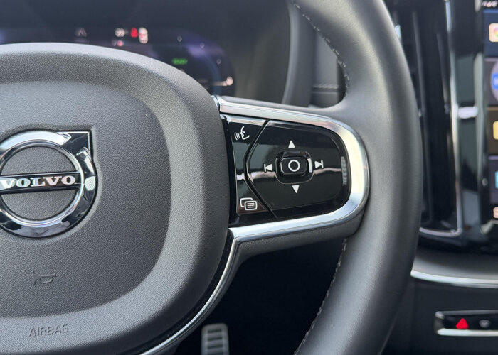 Volvo XC60 2.0 T8 Plug-in hybrid AWD R-Design