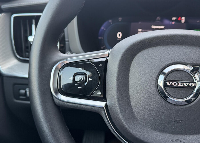 Volvo XC60 2.0 T8 Plug-in hybrid AWD R-Design