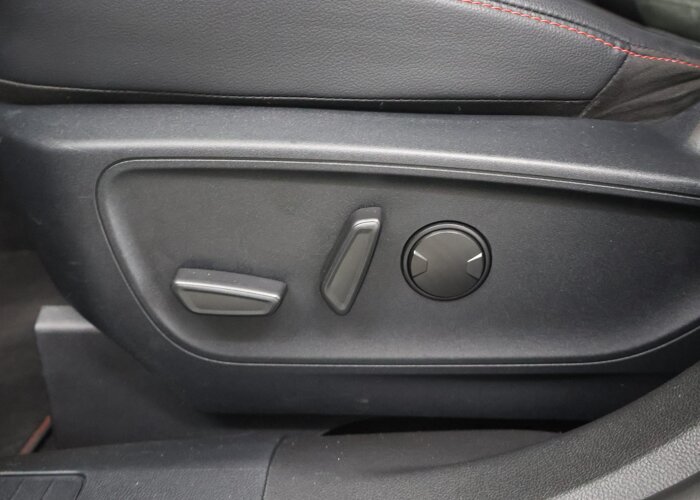Ford Kuga 2.5 PHEV ST-Line X Black Pack