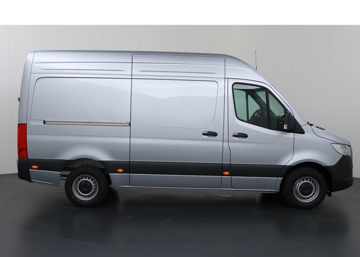 Mercedes-Benz Sprinter 317 CDI L2 H2 RWD PRO |