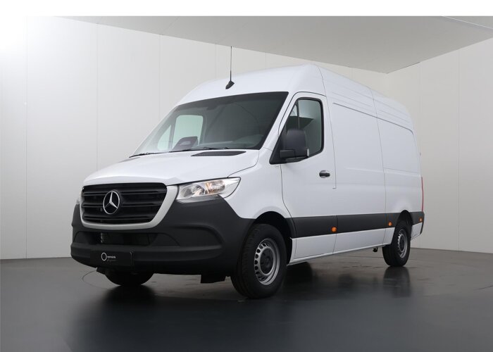 Mercedes-Benz Sprinter 317 L2H2 RWD PRO