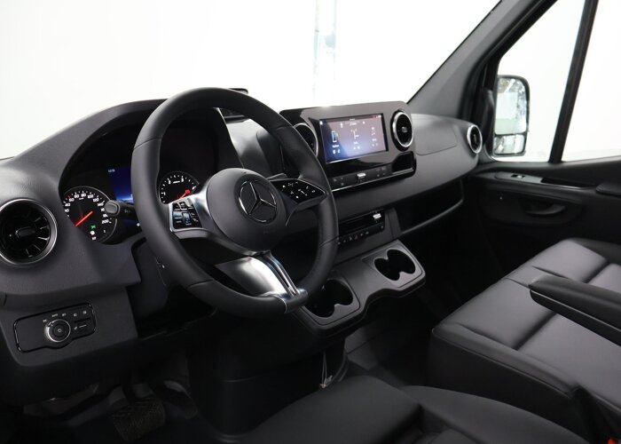 Mercedes-Benz Sprinter 319 L2H2 RWD SELECT
