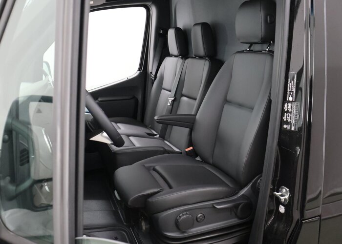 Mercedes-Benz Sprinter 319 L2H2 RWD SELECT