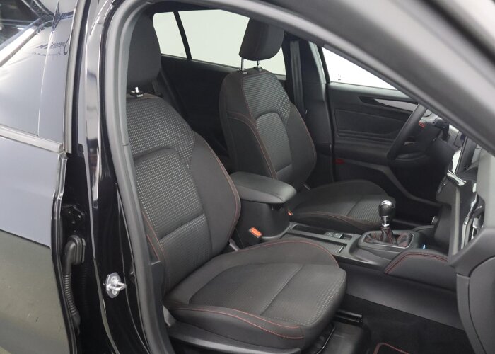 Ford FOCUS Wagon 1.0 EcoBoost Hybrid ST Line X