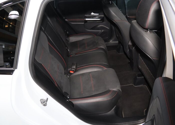 Mercedes-Benz B-Klasse 180 Advantage