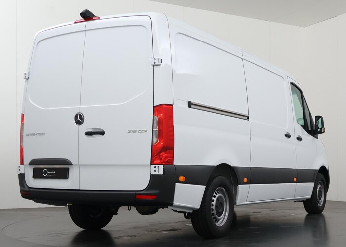 Mercedes-Benz Sprinter 315 CDI | L2 H1 | RWD | PRO