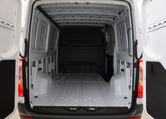 Mercedes-Benz Sprinter 315 CDI | L2 H1 | RWD | PRO