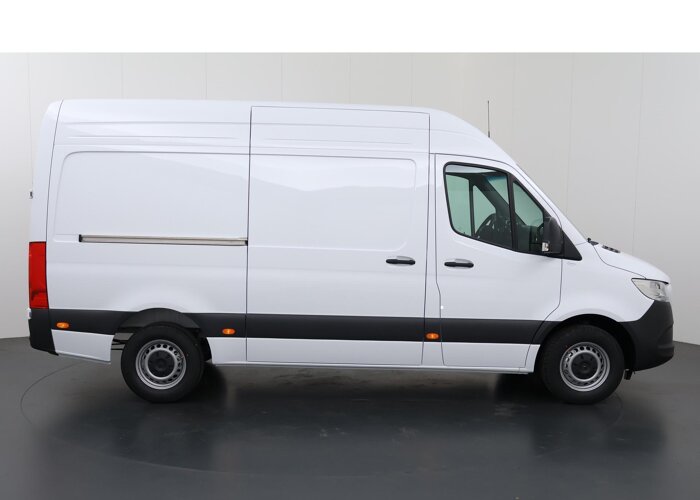 Mercedes-Benz Sprinter 315 L2H2 RWD PRO