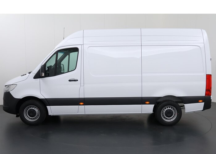 Mercedes-Benz Sprinter 315 L2H2 RWD PRO