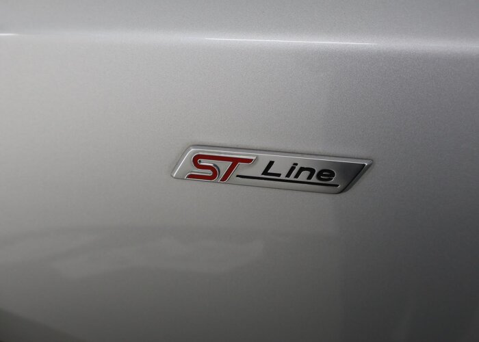 Ford FOCUS Wagon 1.0 EcoBoost Hybrid ST Line X