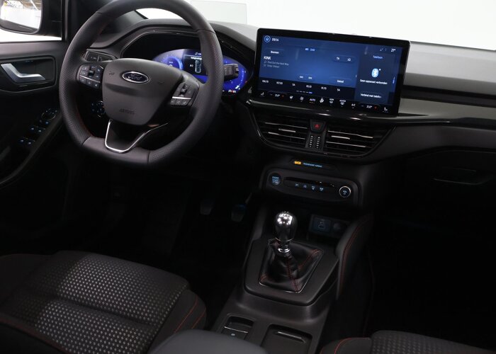 Ford FOCUS Wagon 1.0 EcoBoost Hybrid ST Line X