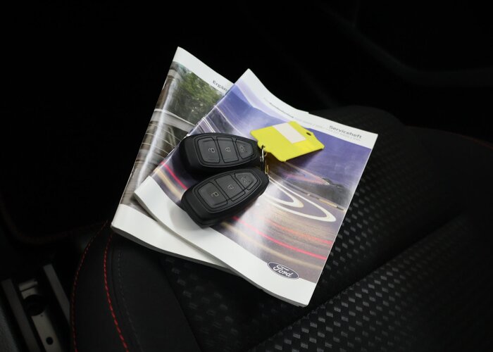 Ford FOCUS Wagon 1.0 EcoBoost Hybrid ST Line X