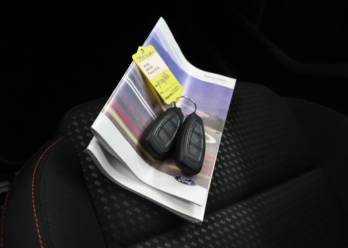 Ford FOCUS Wagon 1.0 EcoBoost Hybrid ST Line X