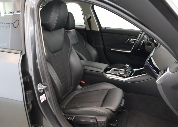 BMW 3-serie 330e Sport Line