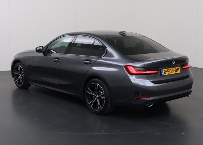 BMW 3-serie 330e Sport Line