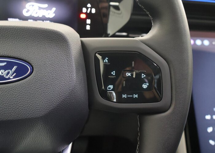 Ford Explorer Premium Extended Range RWD 77 kWh