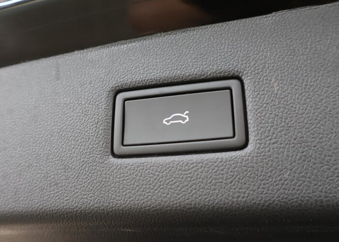 Ford Explorer Premium Extended Range RWD 77 kWh