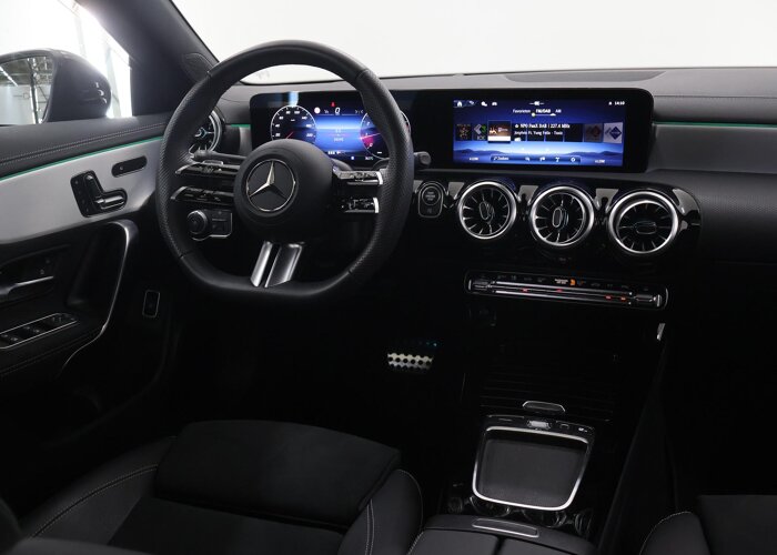 Mercedes-Benz CLA-Klasse 180 Business Solution AMG