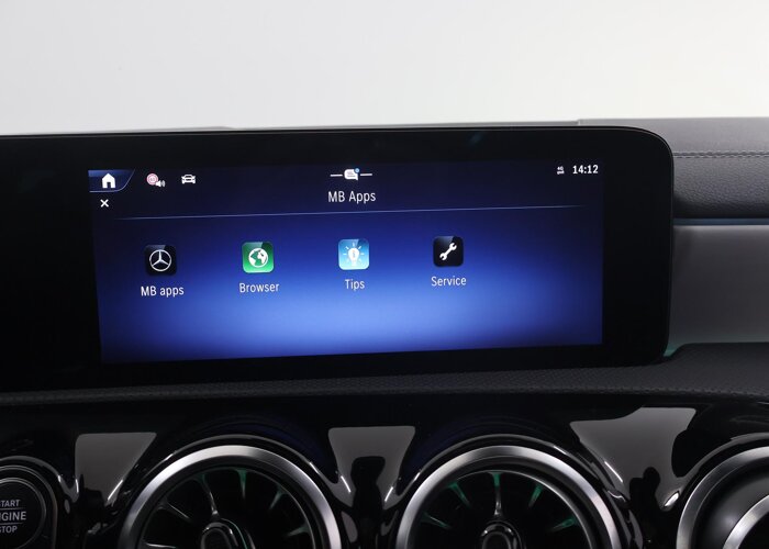 Mercedes-Benz CLA-Klasse 180 Business Solution AMG