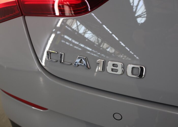 Mercedes-Benz CLA-Klasse 180 Business Solution AMG