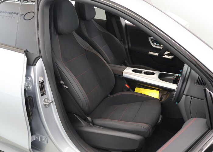 Mercedes-Benz CLA-Klasse 180 Business Solution AMG