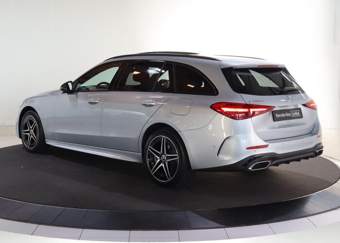 Mercedes-Benz C-Klasse Estate 300 e AMG Line