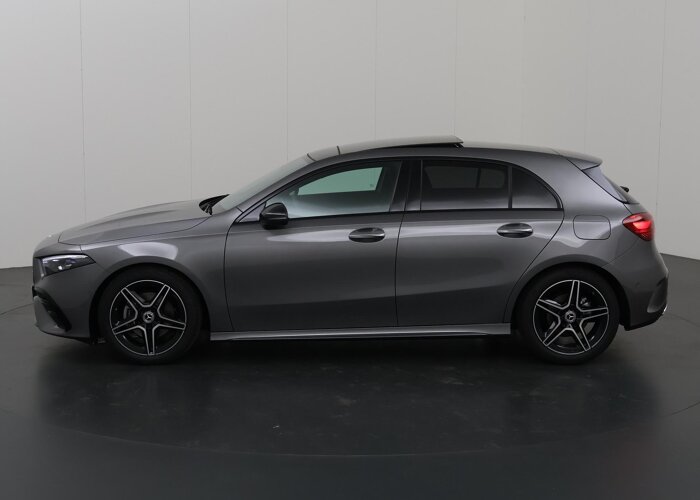 Mercedes-Benz A-Klasse 180 Star Edition AMG Line