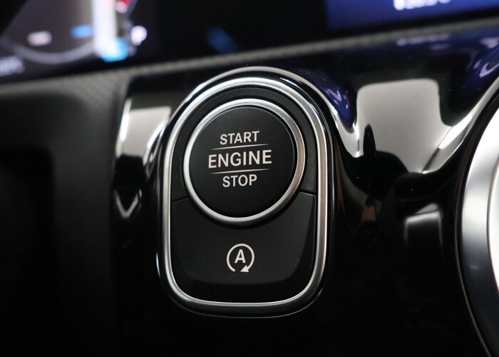 Mercedes-Benz A-Klasse 180 Star Edition AMG Line