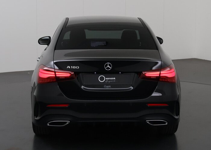 Mercedes-Benz A-Klasse 180 AMG Line