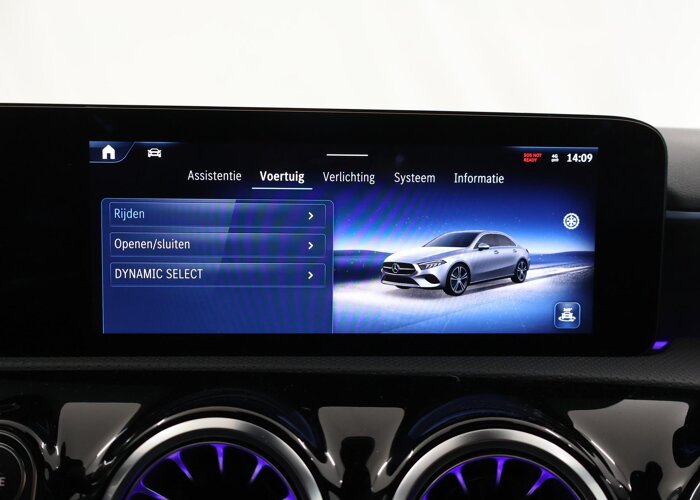 Mercedes-Benz A-Klasse 180 AMG Line