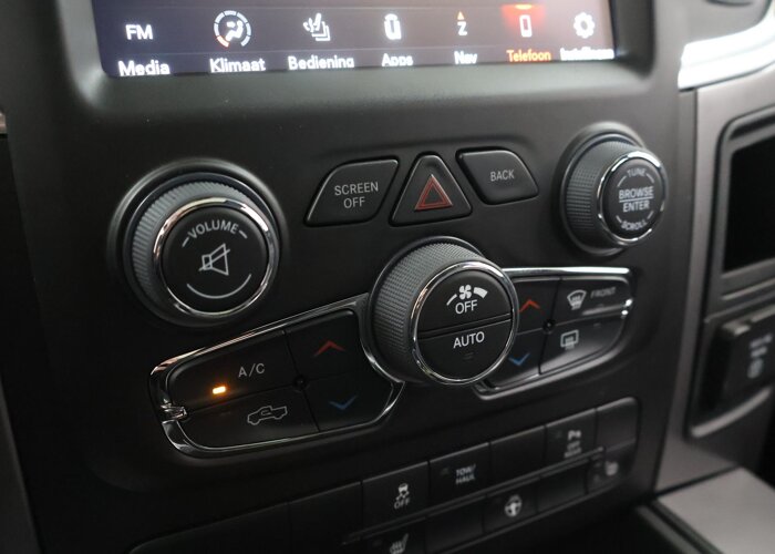 Dodge Ram 1500 5.7 V8 | 4x4 | CREW CAB | PRINS LPG | HUIFOPBOUW |