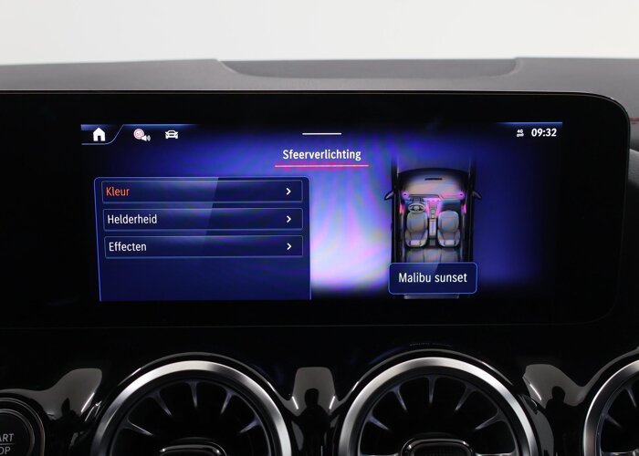 Mercedes-Benz EQA 250+ AMG Line 71 kWh