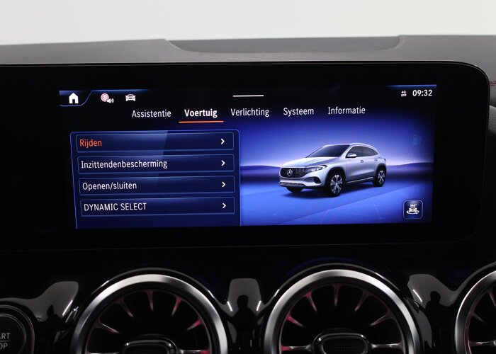 Mercedes-Benz EQA 250+ AMG Line 71 kWh