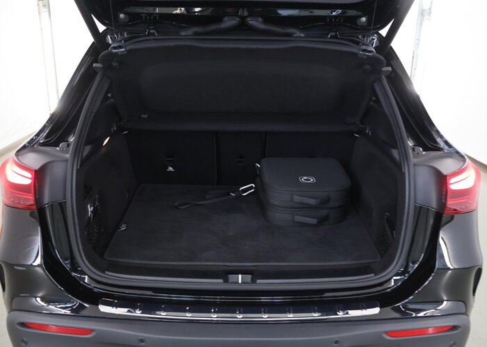 Mercedes-Benz EQA 250+ AMG Line 71 kWh