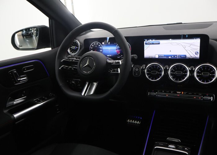 Mercedes-Benz B-Klasse 180 Business Solution AMG