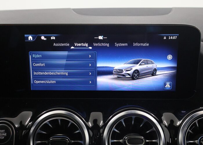 Mercedes-Benz B-Klasse 180 Business Solution AMG