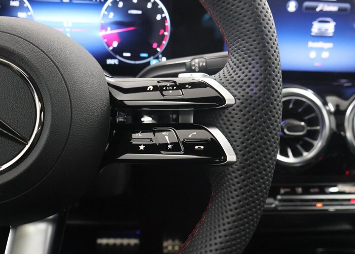 Mercedes-Benz B-Klasse 180 Business Solution AMG