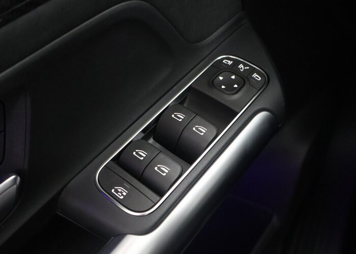 Mercedes-Benz B-Klasse 180 Business Solution AMG