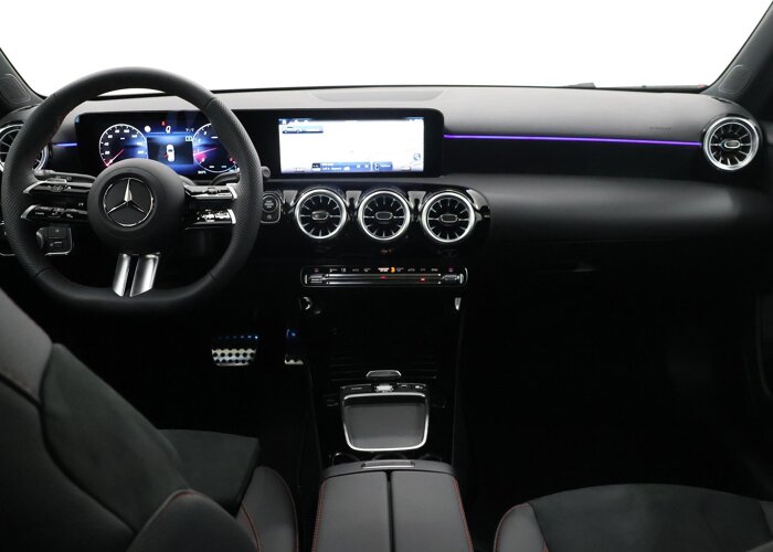 Mercedes-Benz A-Klasse 180 Star Edition AMG Line 180 Star Edition AMG Line LIMITED