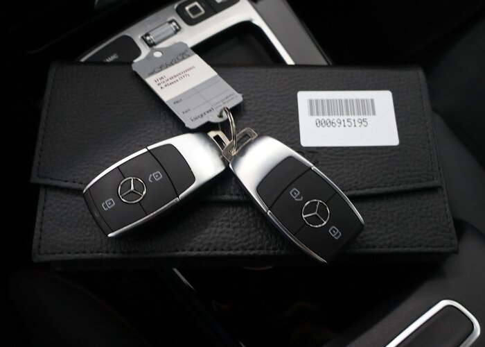 Mercedes-Benz A-Klasse 180 Star Edition AMG Line 180 Star Edition AMG Line LIMITED