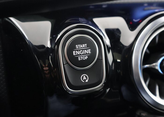 Mercedes-Benz A-Klasse 180 Star Edition AMG Line 180 Star Edition AMG Line LIMITED