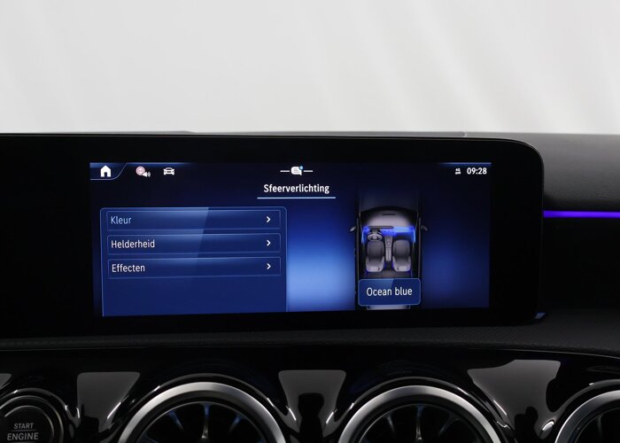 Mercedes-Benz A-Klasse 180 Star Edition AMG Line