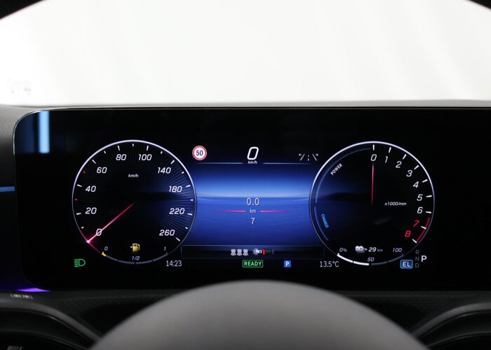 Mercedes-Benz A-Klasse 180 Star Edition AMG Line LIMITED