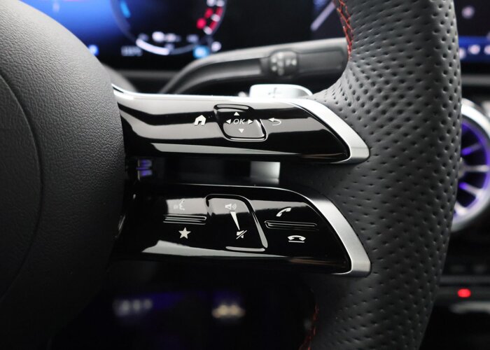 Mercedes-Benz A-Klasse 180 Star Edition AMG Line LIMITED