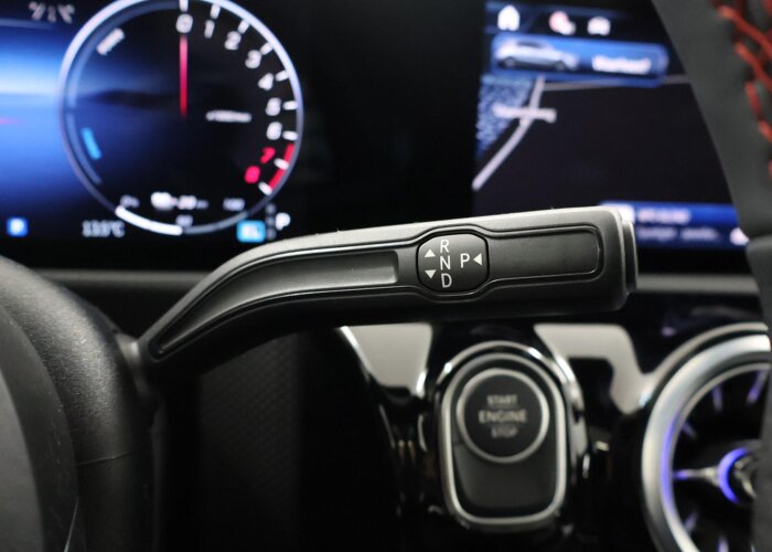 Mercedes-Benz A-Klasse 180 Star Edition AMG Line LIMITED