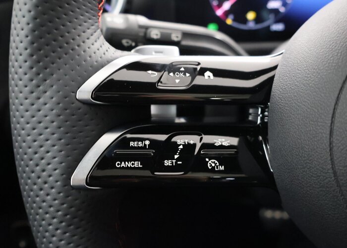Mercedes-Benz A-Klasse 180 Star Edition AMG Line LIMITED
