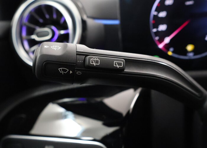 Mercedes-Benz A-Klasse 180 Star Edition AMG Line LIMITED