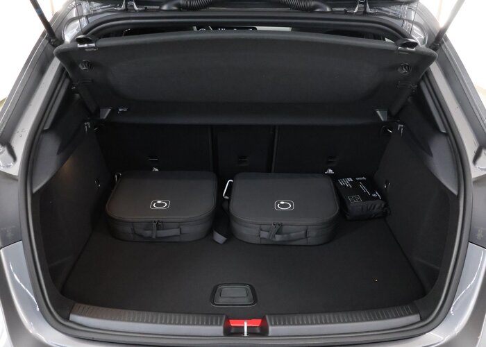 Mercedes-Benz A-Klasse 180 Star Edition AMG Line LIMITED