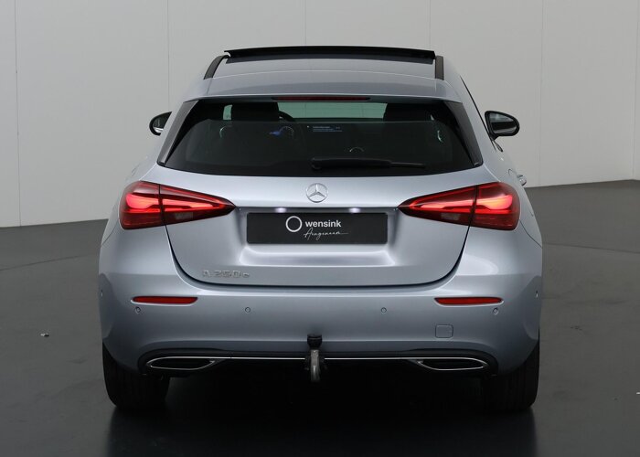 Mercedes-Benz A-Klasse 250 e Star Edition Luxury Line 250 e Star Edition Luxury Line
